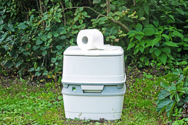 Affordable portable toilet rental in Clinton, IN